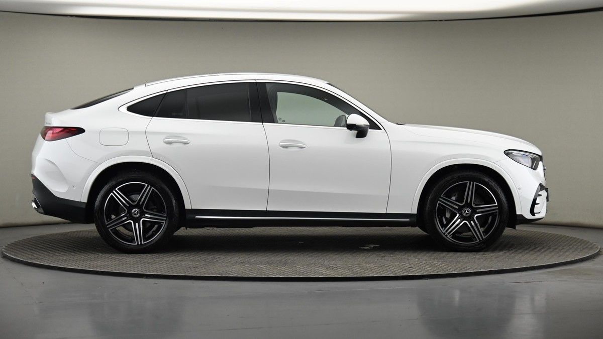 Mercedes-Benz GLC Image 26