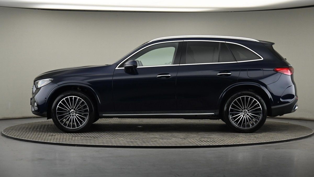 Mercedes-Benz GLC Image 23