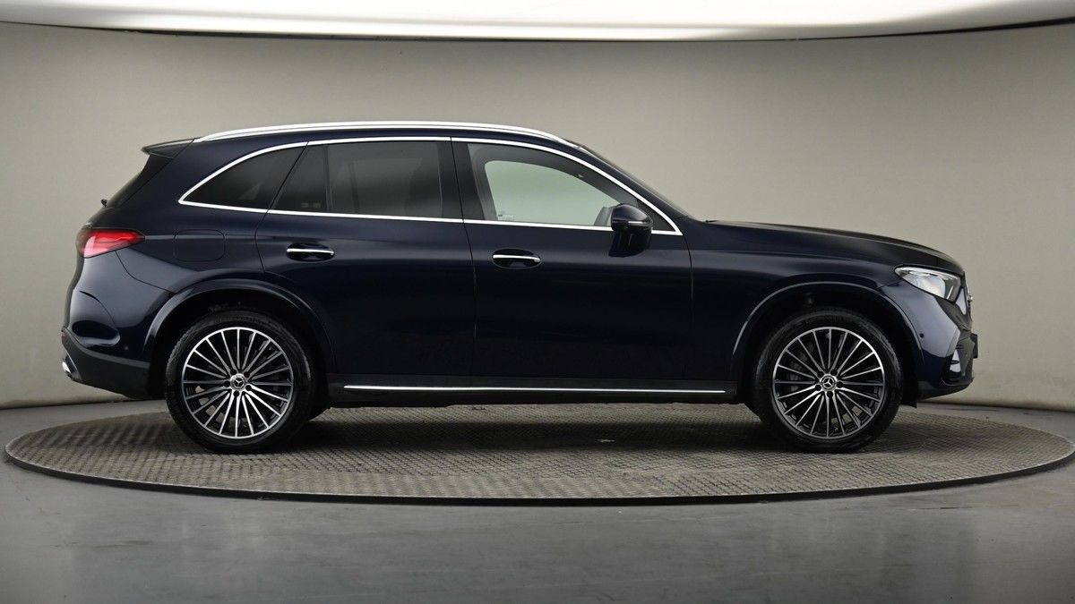 Mercedes-Benz GLC Image 27
