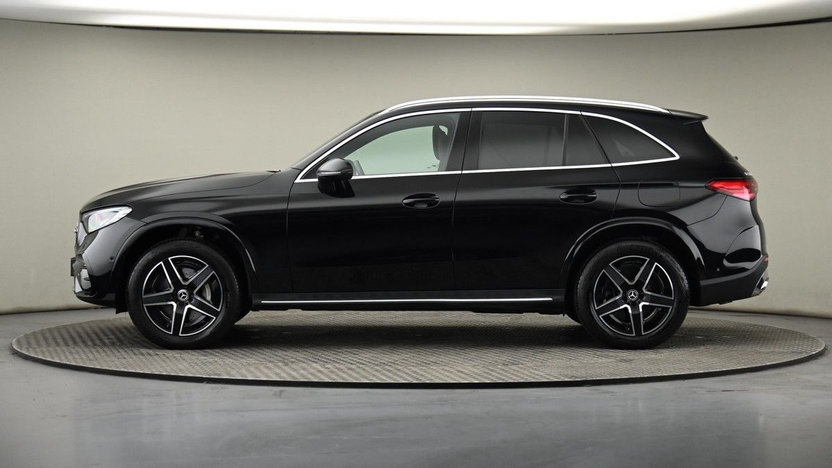 Mercedes-Benz GLC Image 22