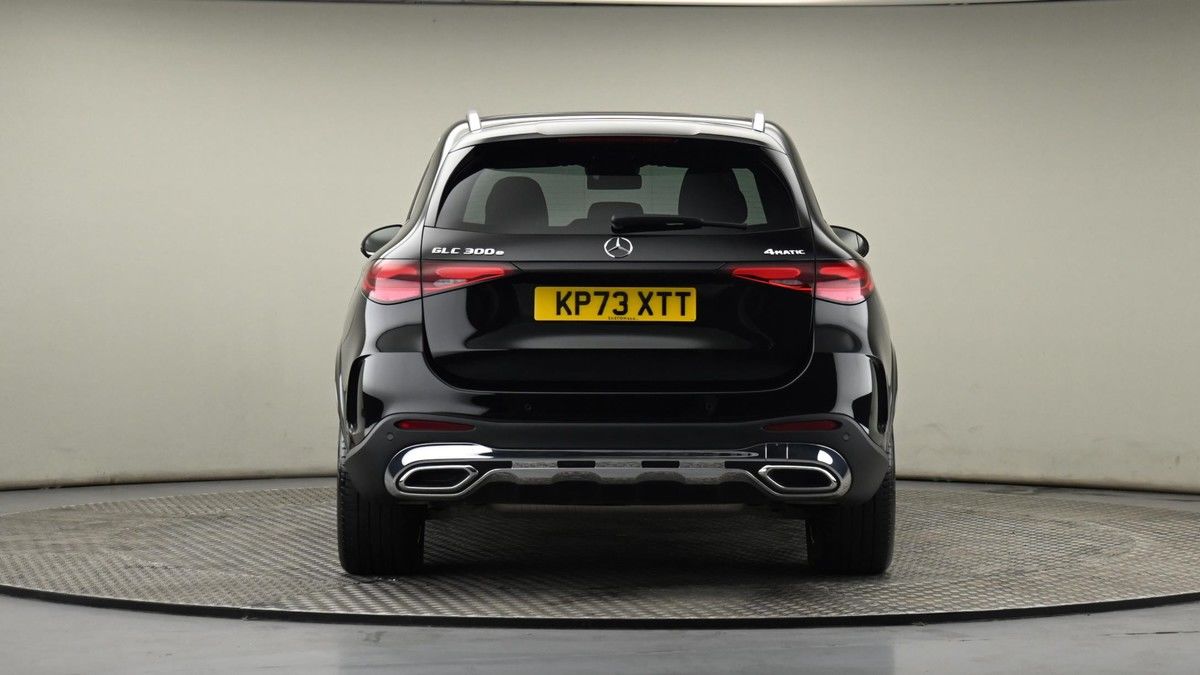 Mercedes-Benz GLC Image 24