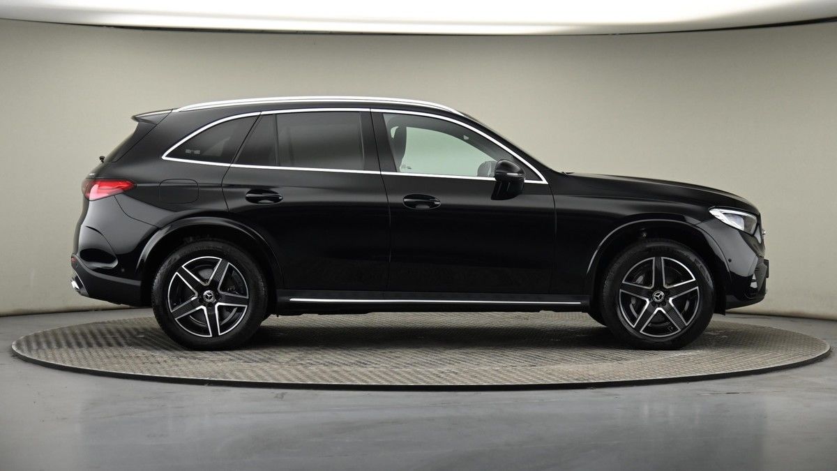 Mercedes-Benz GLC Image 26