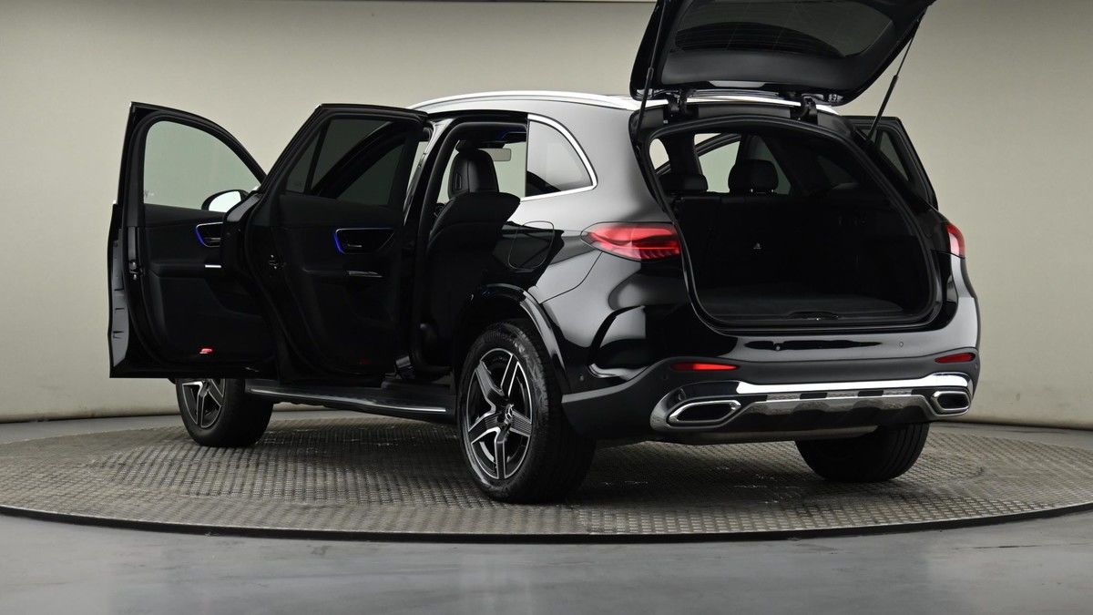 Mercedes-Benz GLC Image 28