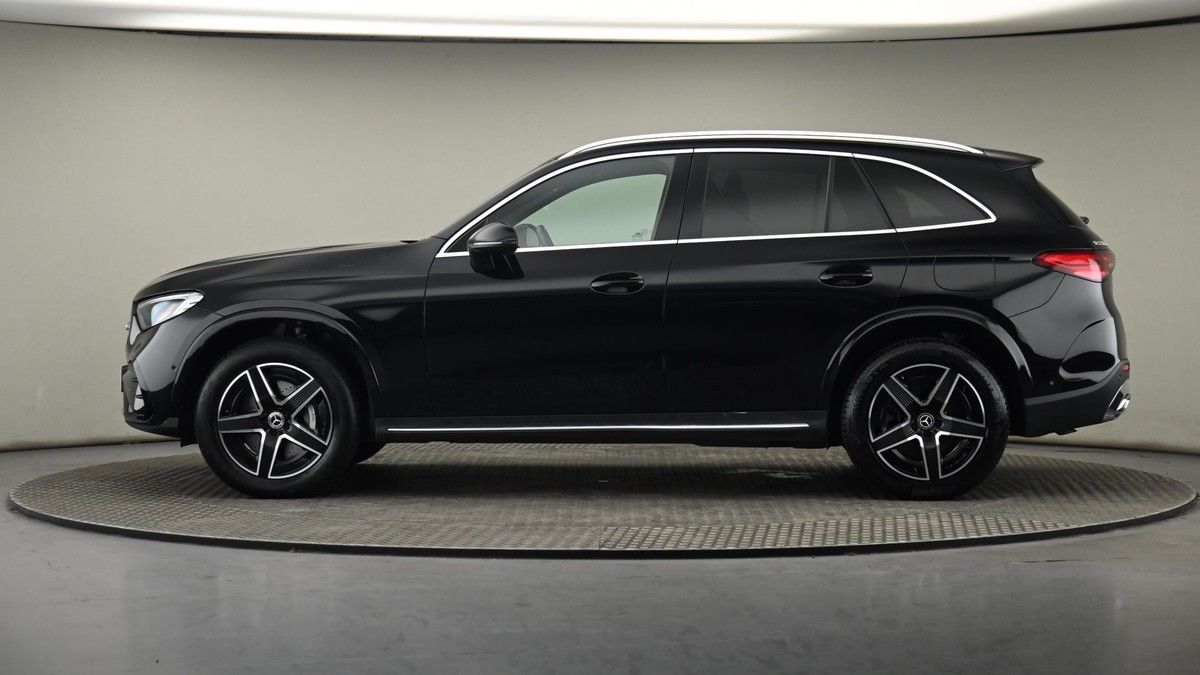 Mercedes-Benz GLC Image 23