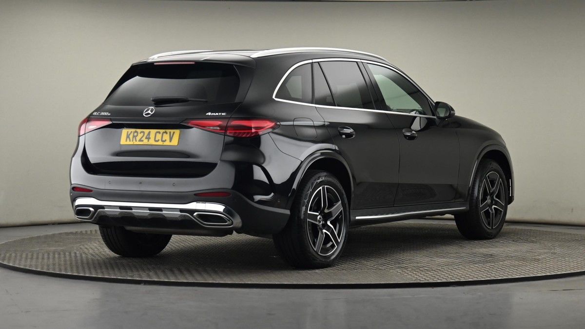 Mercedes-Benz GLC Image 26