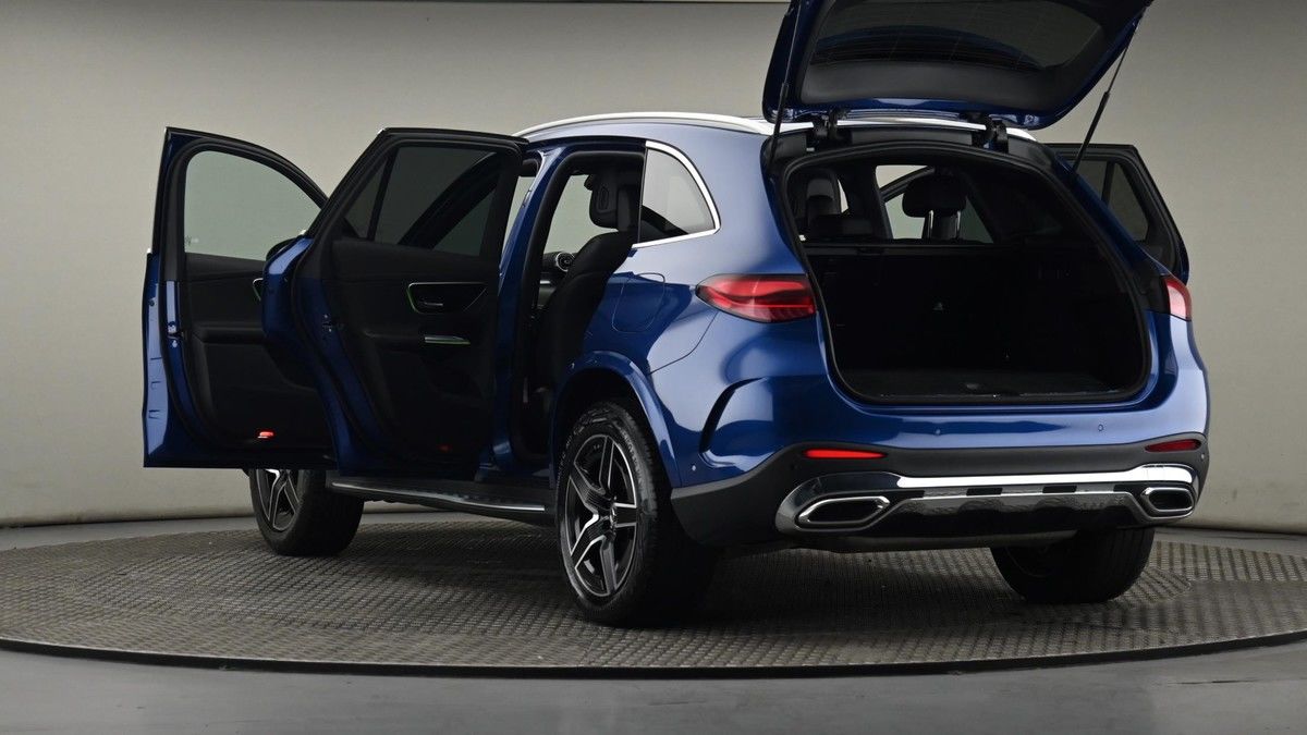 Mercedes-Benz GLC Image 29