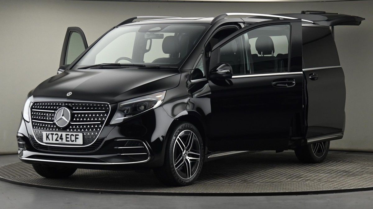 Mercedes-Benz V Class Image 28