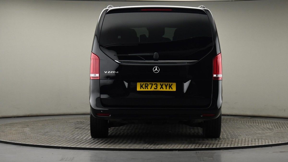 Mercedes-Benz V Class Image 25