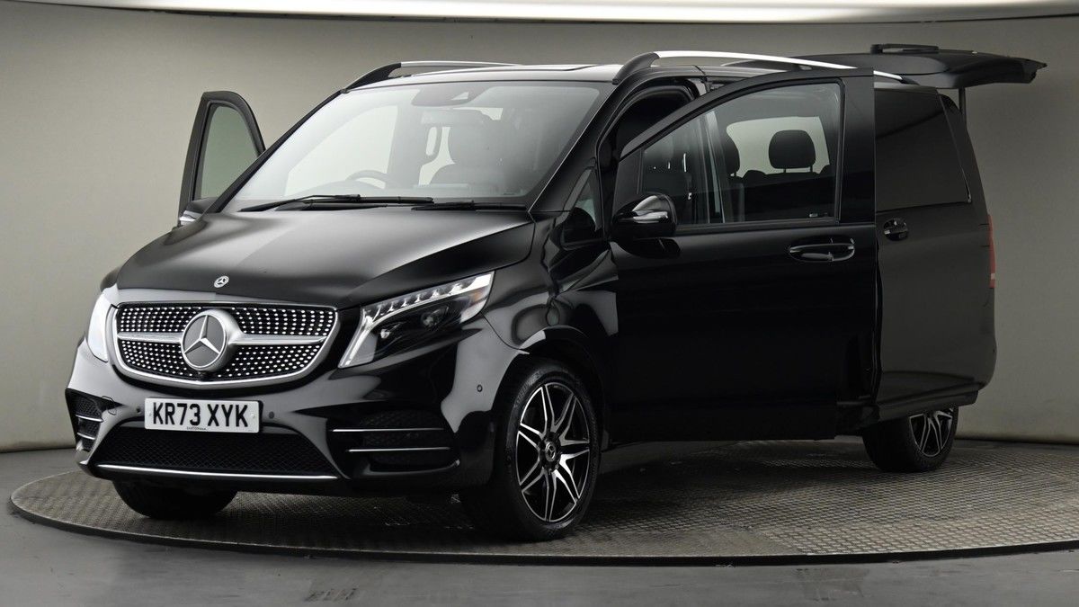 Mercedes-Benz V Class Image 28