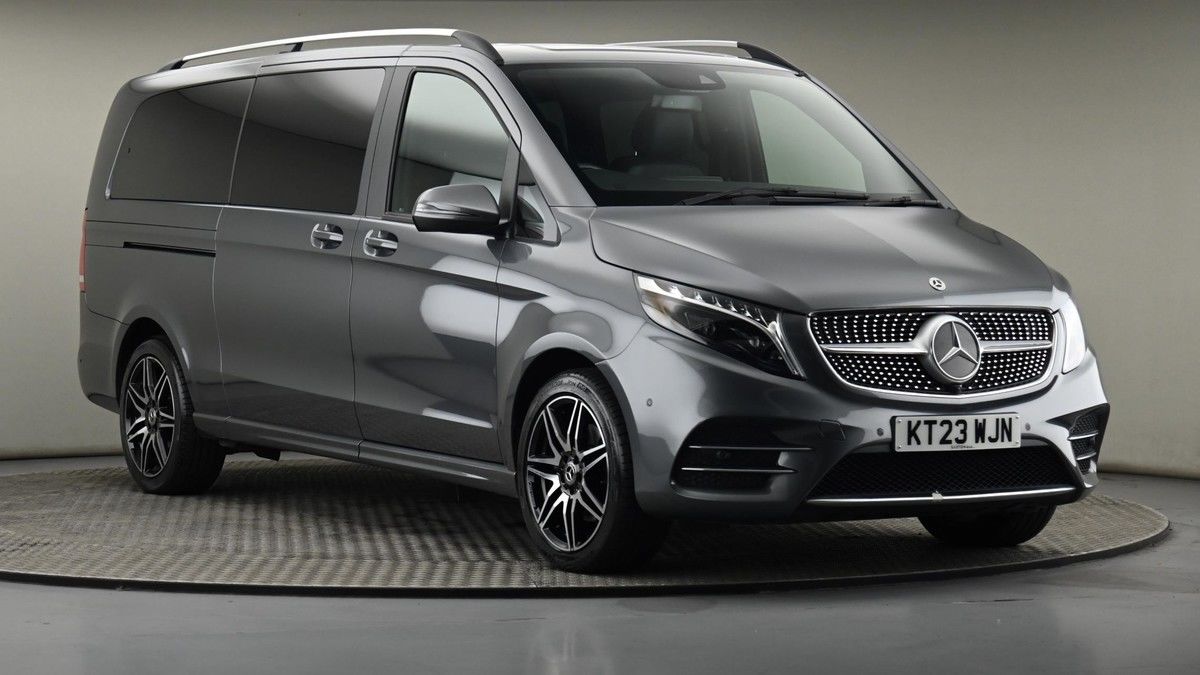 Mercedes-Benz V Class Sticky Header Image