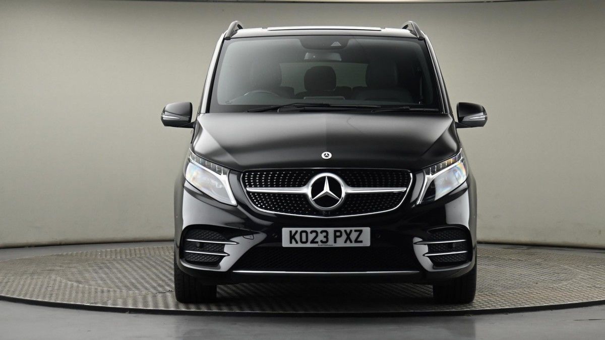 Mercedes-Benz V Class Image 20