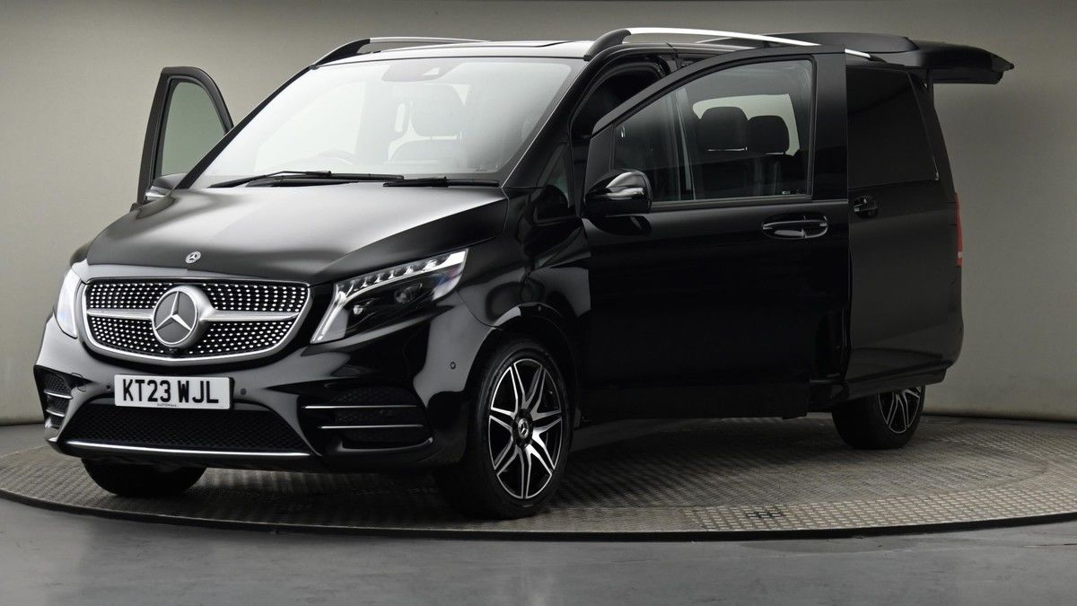 Mercedes-Benz V Class Image 28