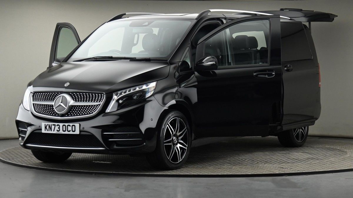 Mercedes-Benz V Class Image 27