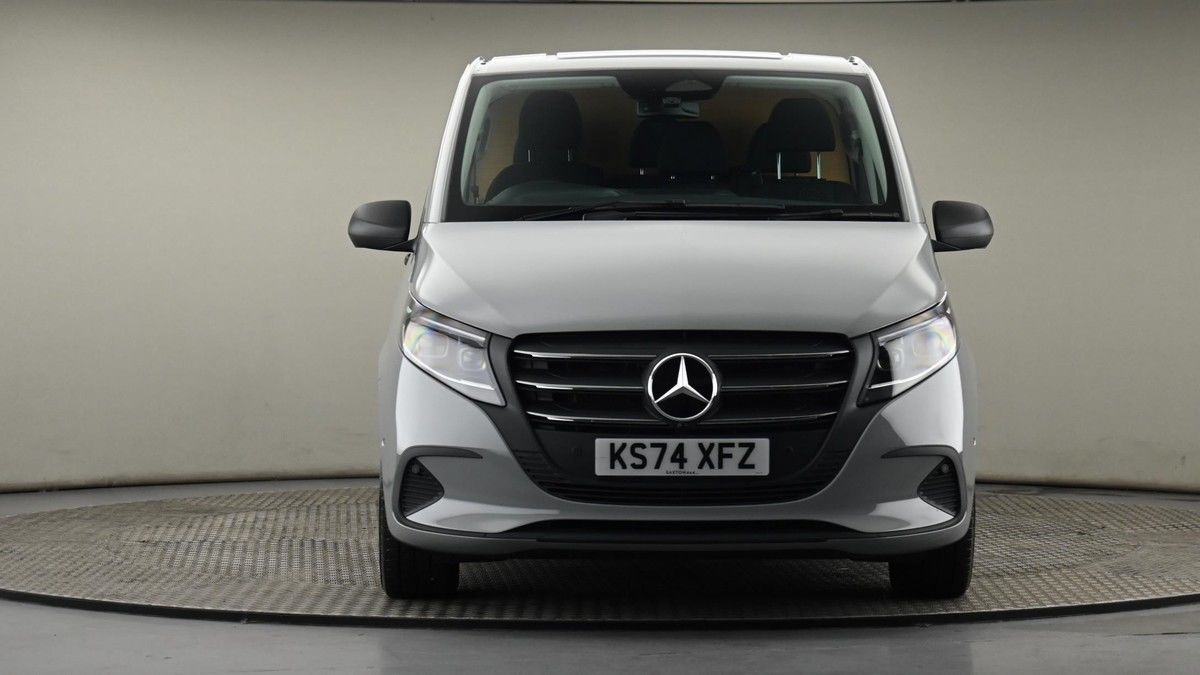 Mercedes-Benz Vito Image 21