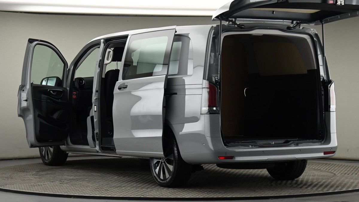 Mercedes-Benz Vito Image 29