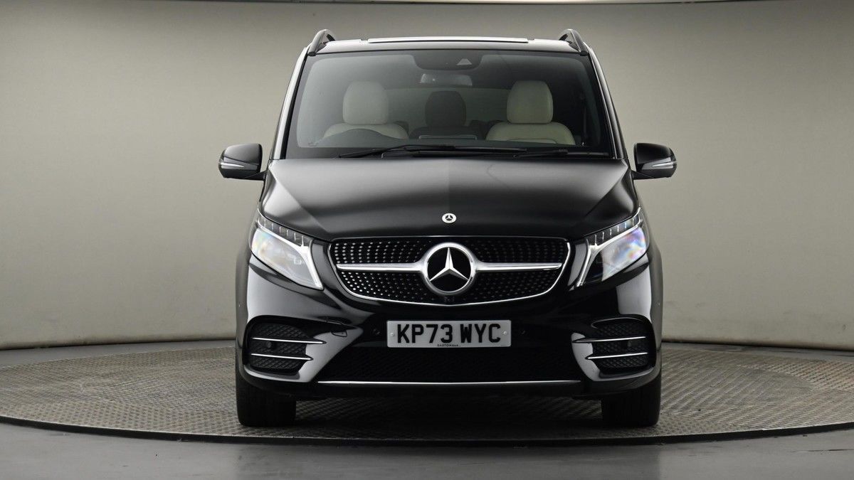 Mercedes-Benz V Class Image 20