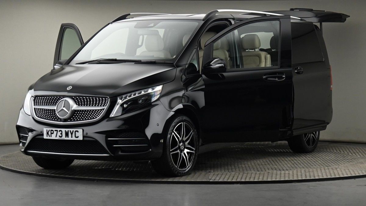 Mercedes-Benz V Class Image 27