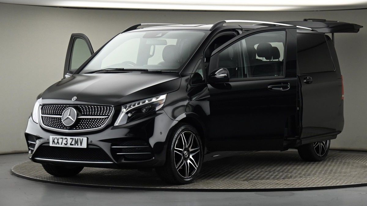 Mercedes-Benz V Class Image 28