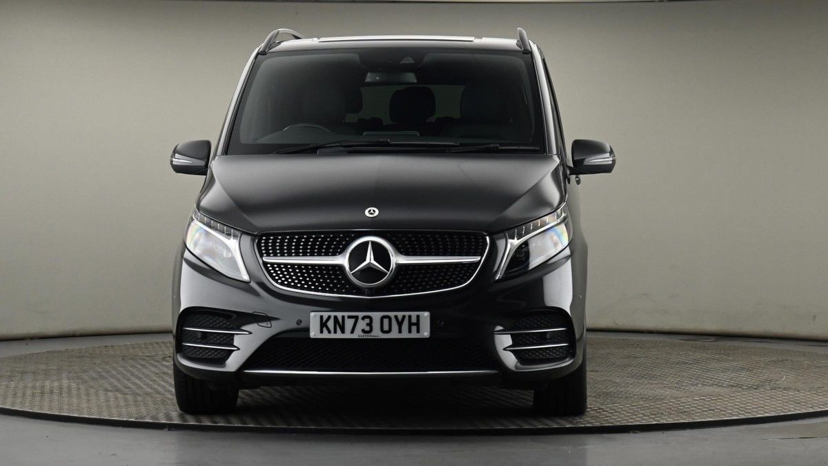 Mercedes-Benz V Class Image 21