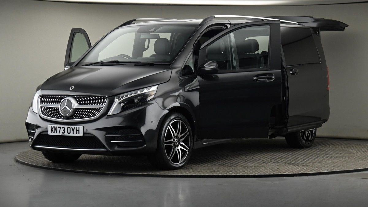 Mercedes-Benz V Class Image 28