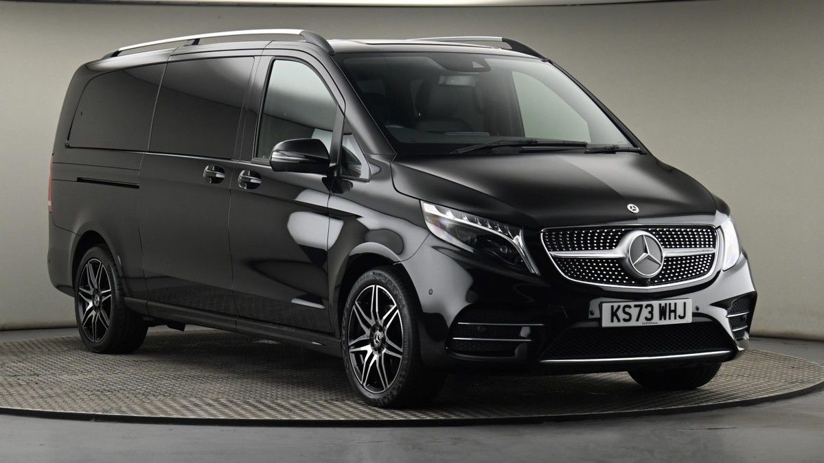 Mercedes-Benz V Class Sticky Header Image