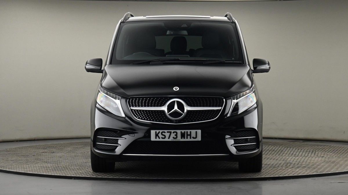 Mercedes-Benz V Class Image 21