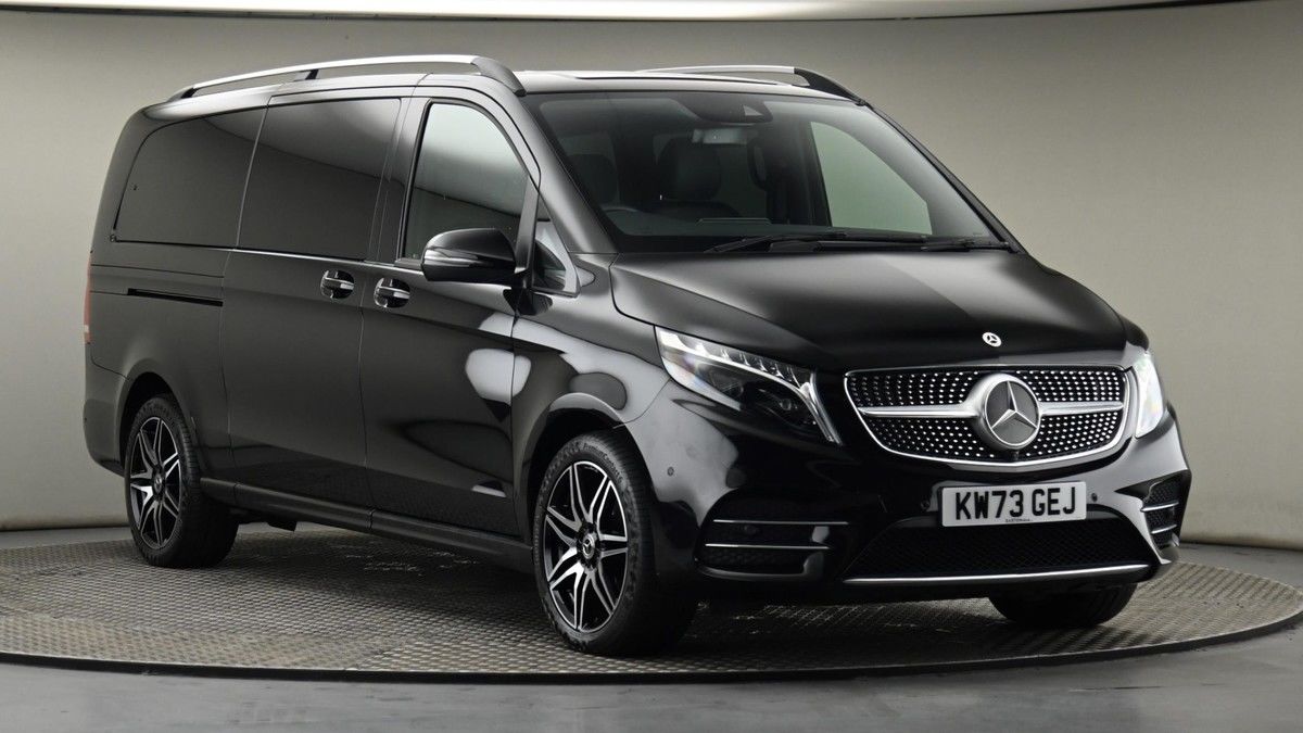 Mercedes-Benz V Class Sticky Header Image