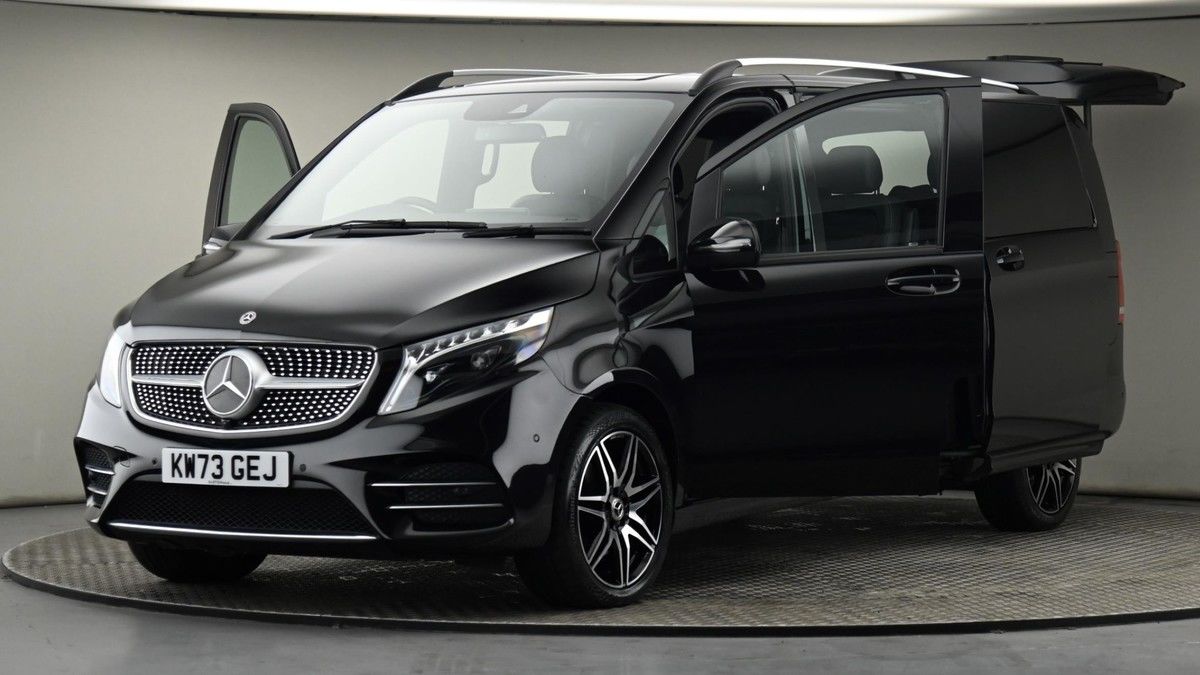 Mercedes-Benz V Class Image 28