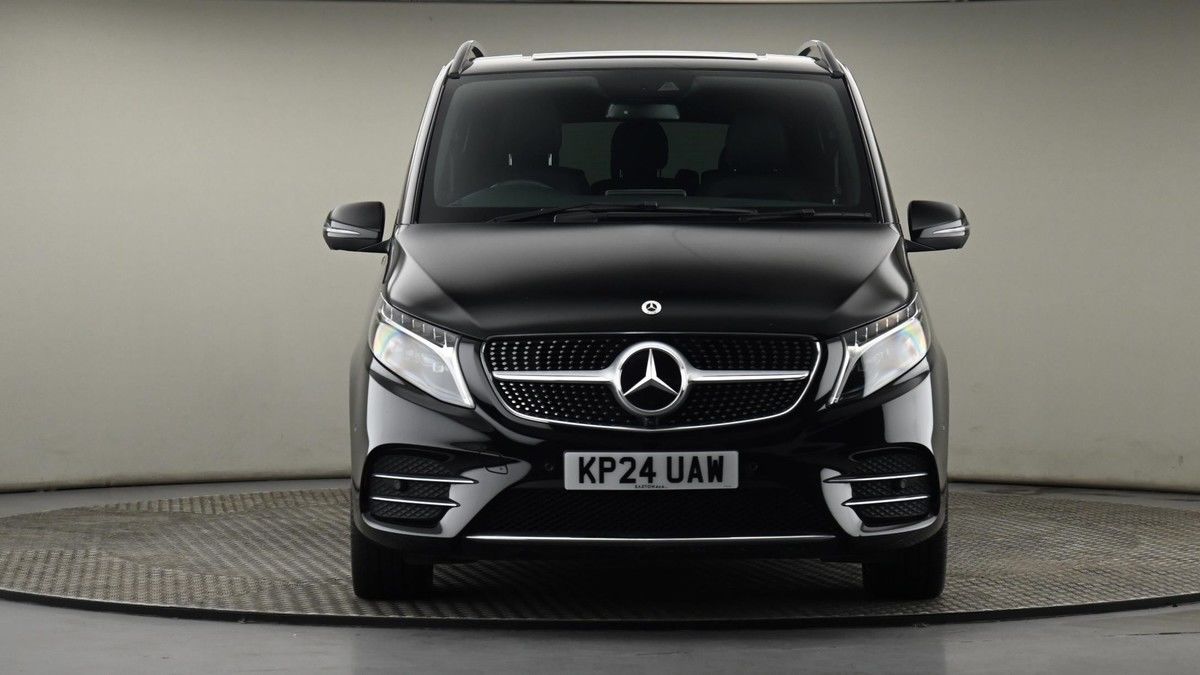 Mercedes-Benz V Class Image 21