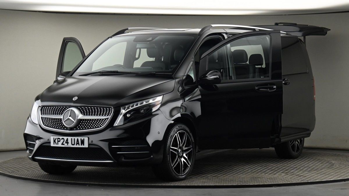 Mercedes-Benz V Class Image 28