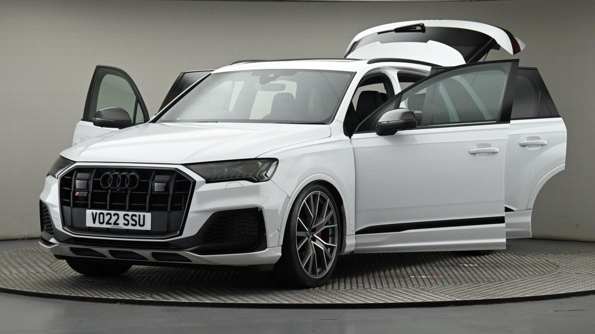 Audi SQ7 Image 28