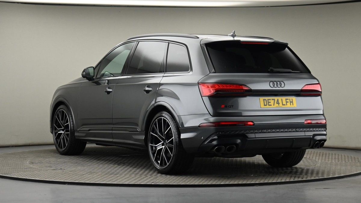 Audi SQ7 Image 23