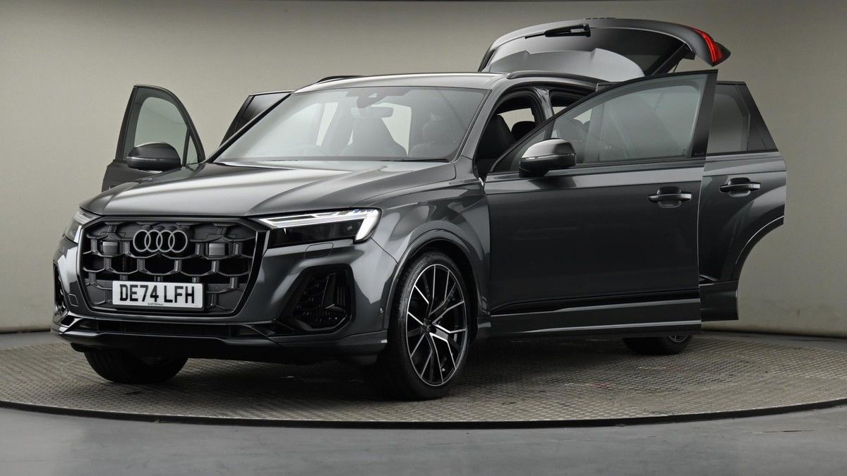 Audi SQ7 Image 27