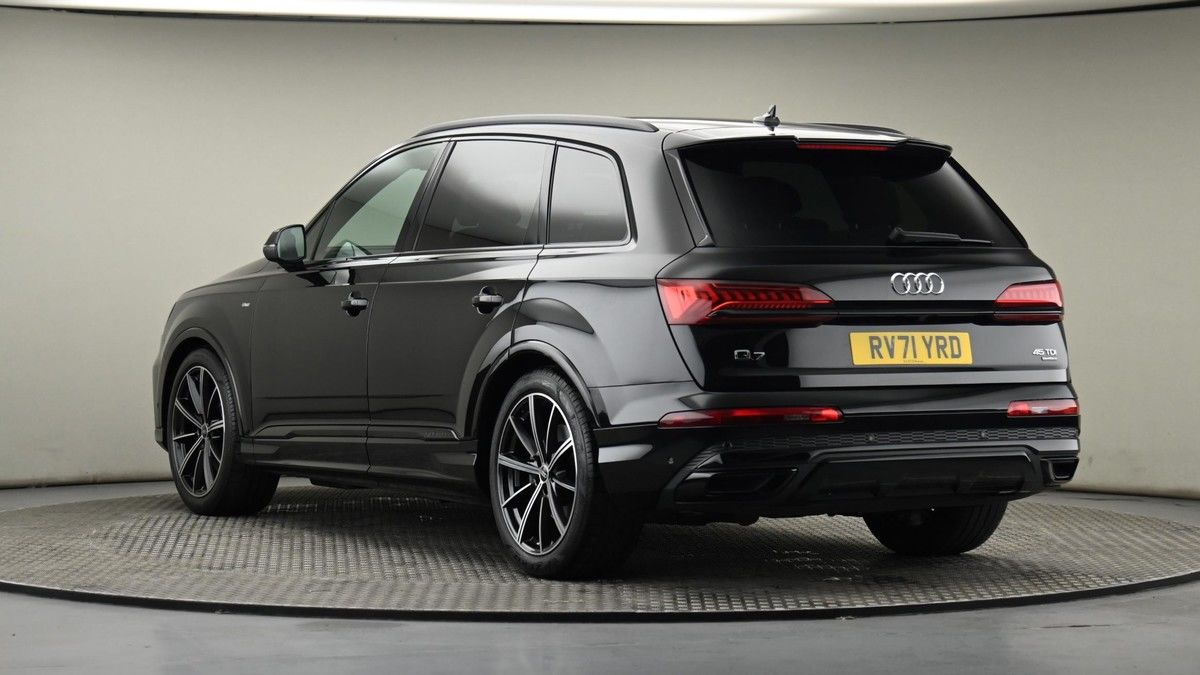 Audi Q7 Image 23
