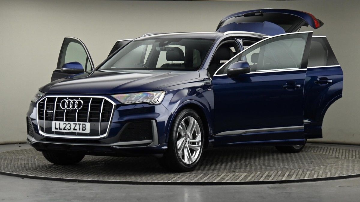 Audi Q7 Image 28