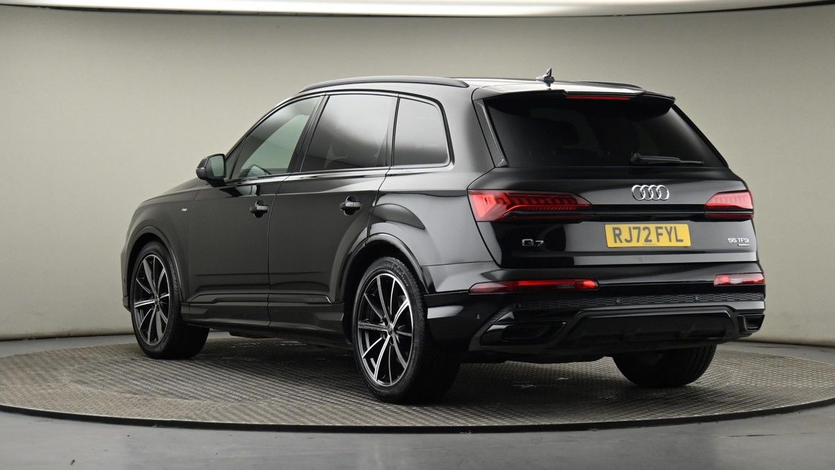 Audi Q7 Image 23