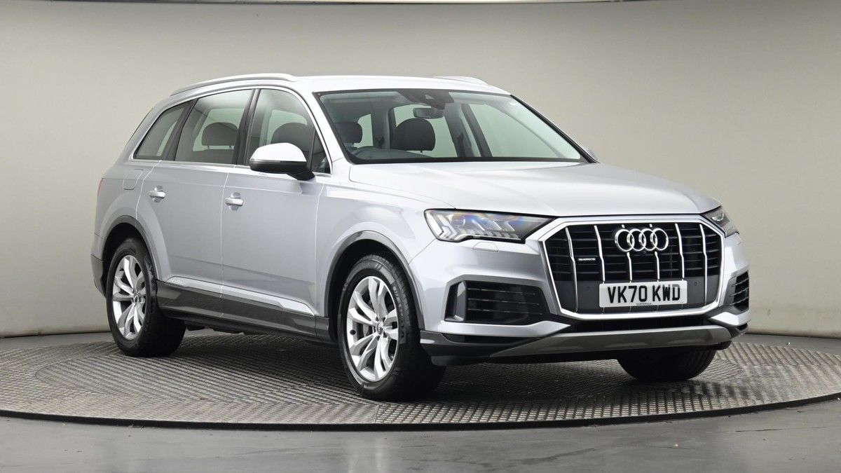 More views of Audi Q7