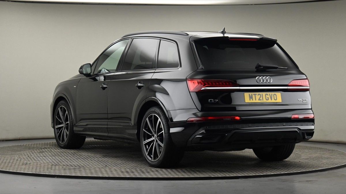 Audi Q7 Image 24