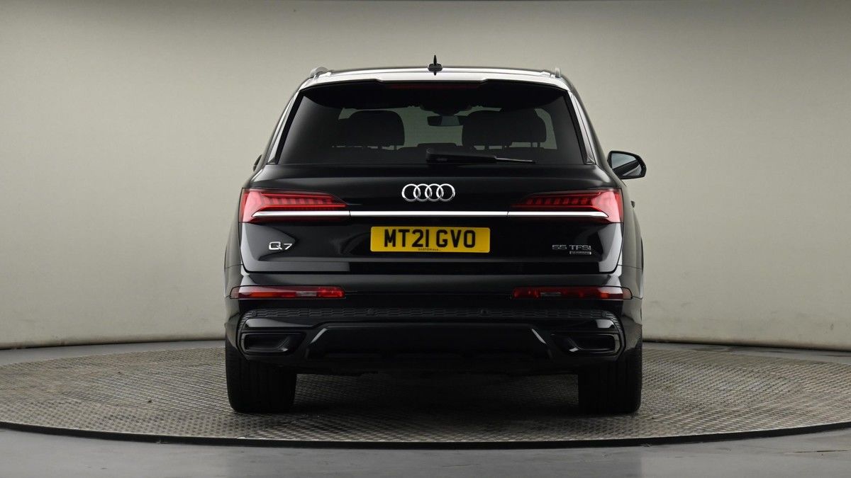Audi Q7 Image 25