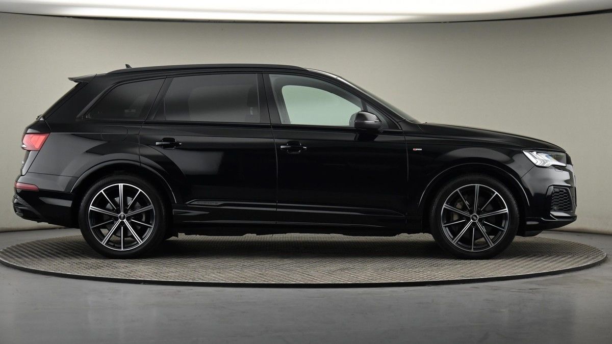 Audi Q7 Image 27