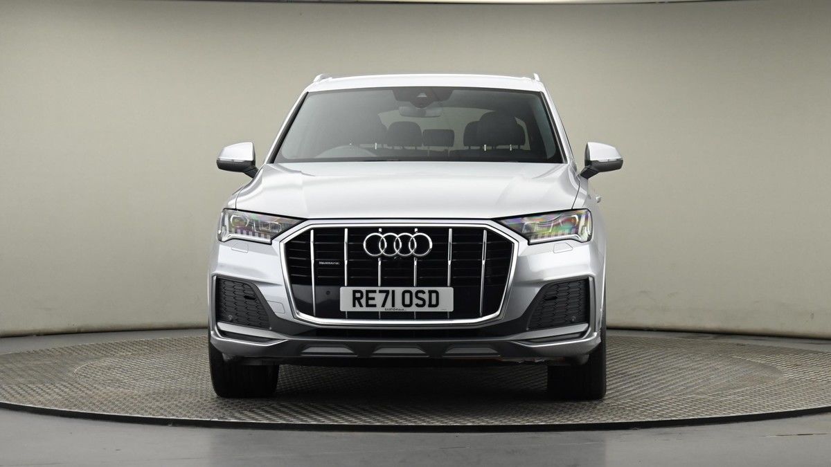 Audi Q7 Image 21