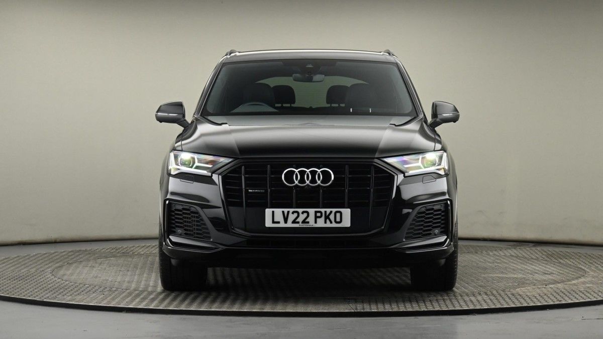 Audi Q7 Image 21