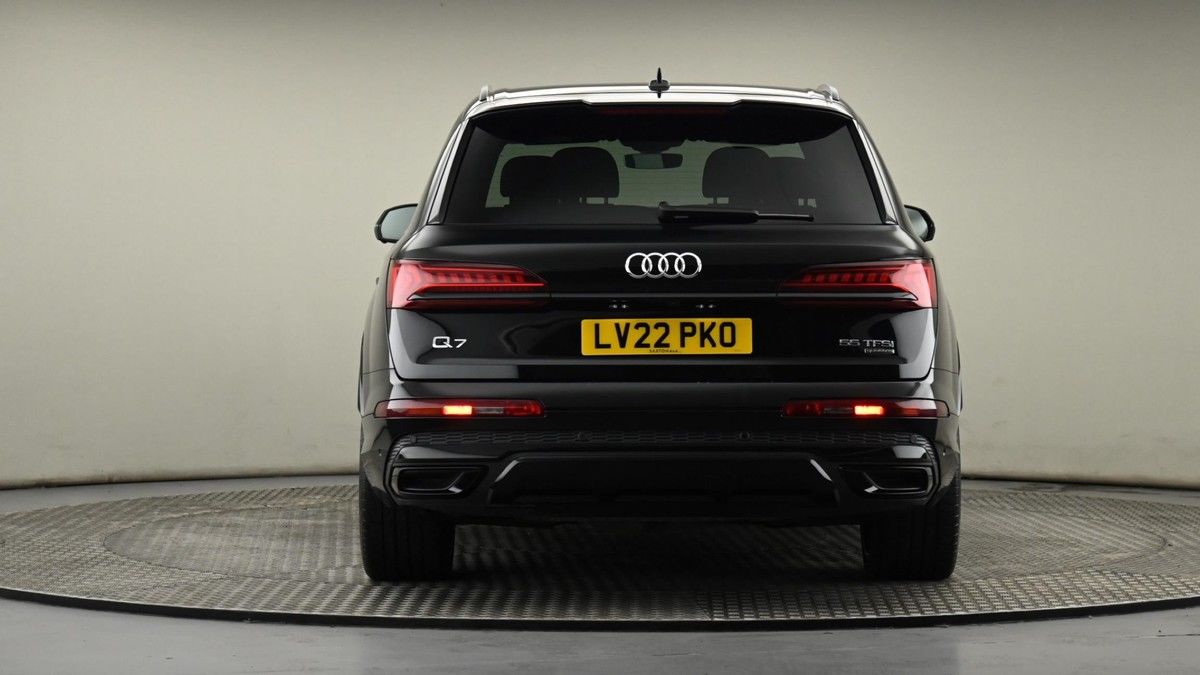 Audi Q7 Image 25