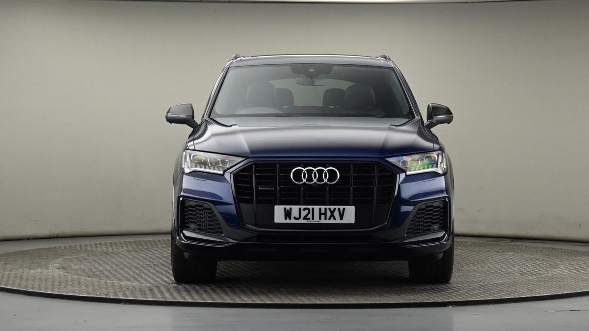 Audi Q7 Image 21