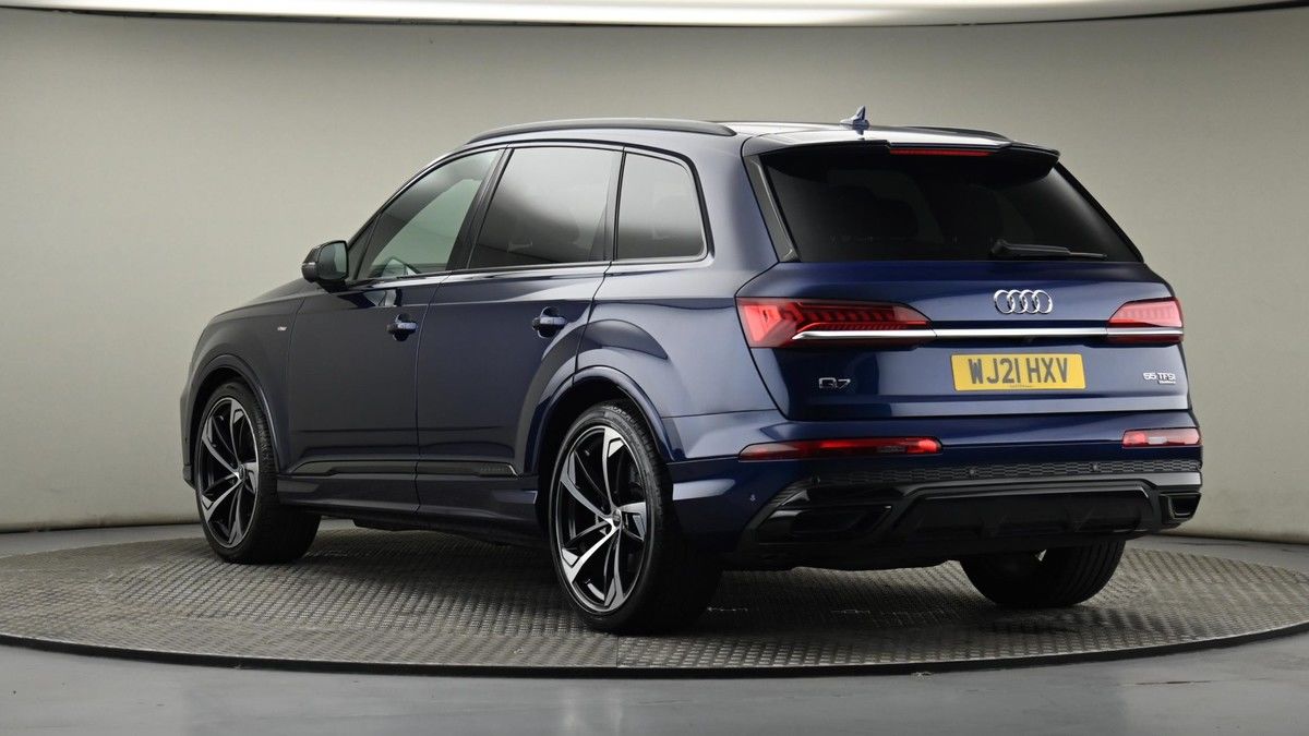 Audi Q7 Image 24