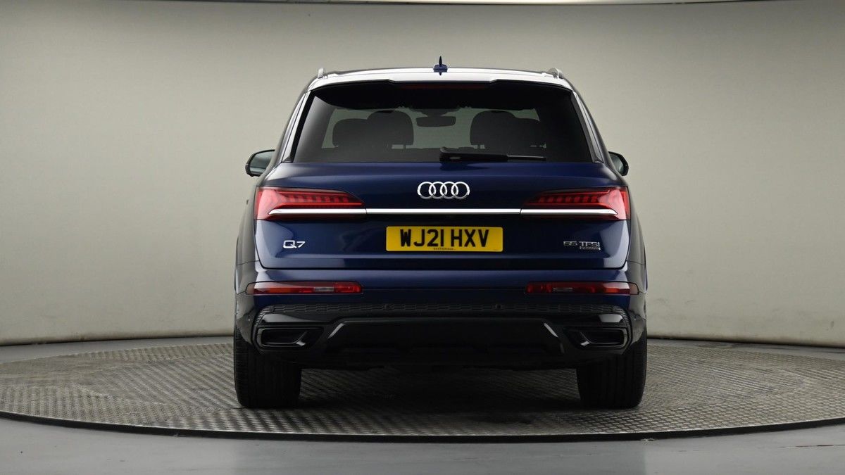 Audi Q7 Image 25