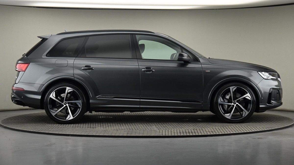 Audi Q7 Image 27