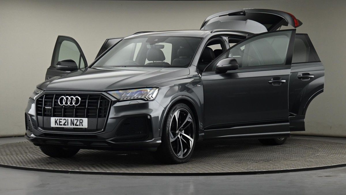 Audi Q7 Image 28
