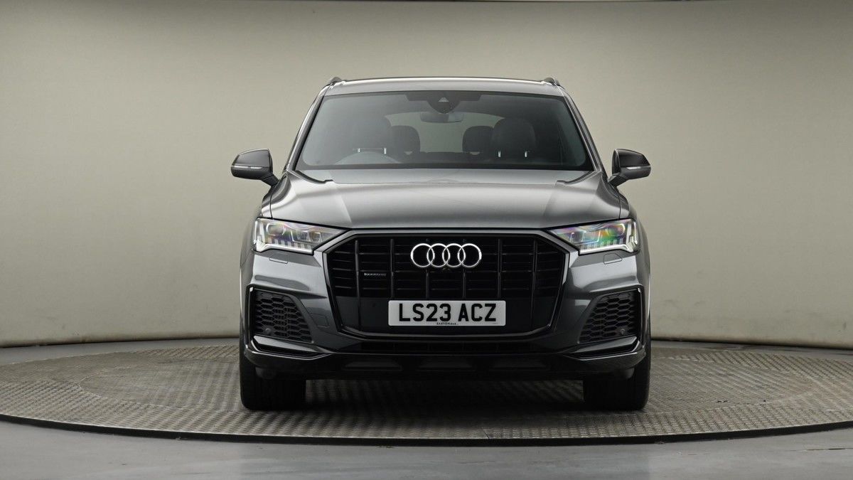 Audi Q7 Image 21