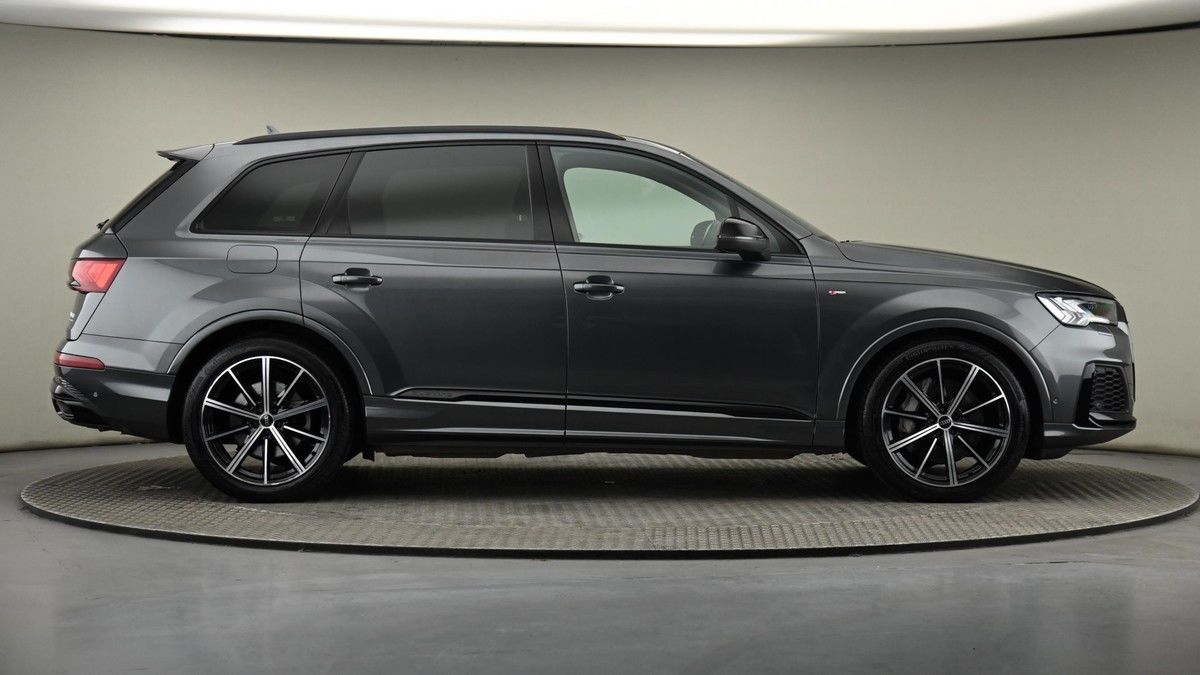 Audi Q7 Image 27